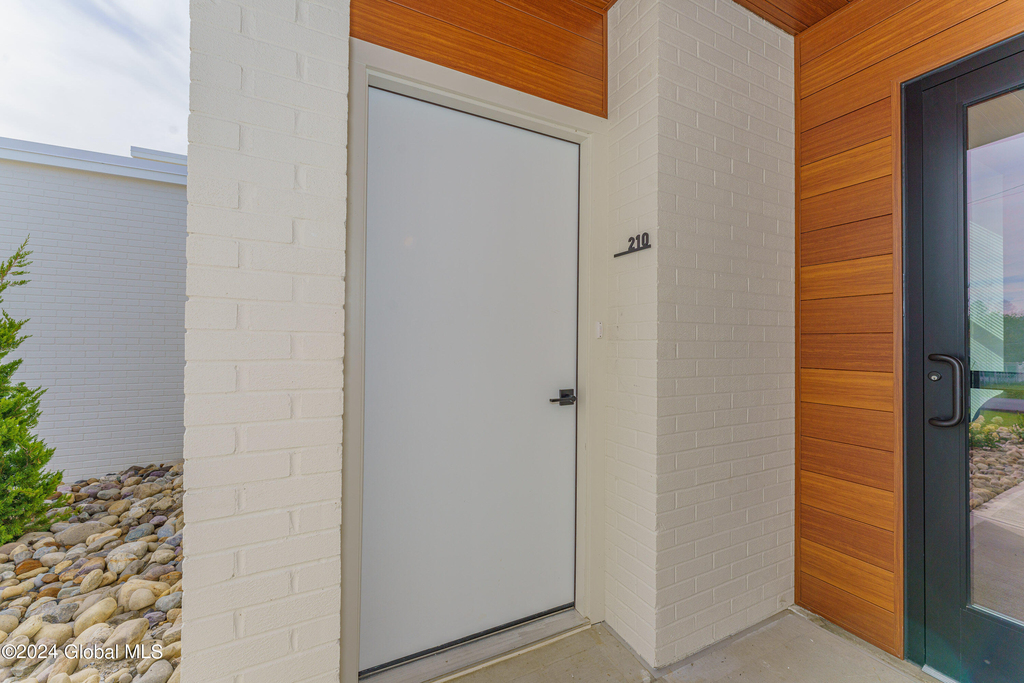 9 Laura Drive - Photo 5