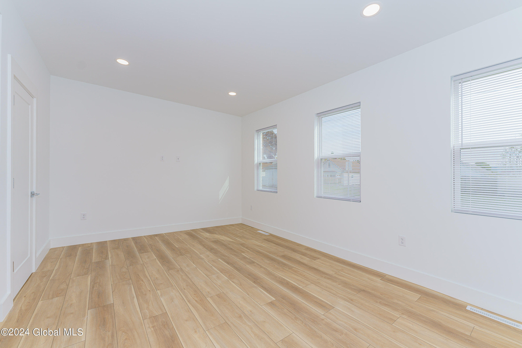 9 Laura Drive - Photo 13