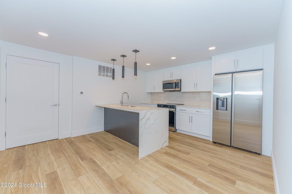9 Laura Drive - Photo 6