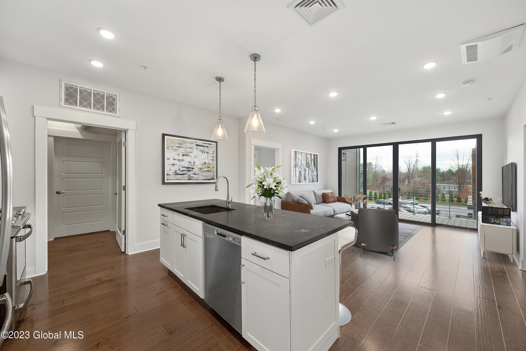 116 West Avenue - Photo 1