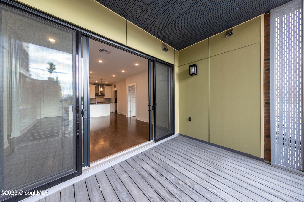 116 West Avenue - Photo 10