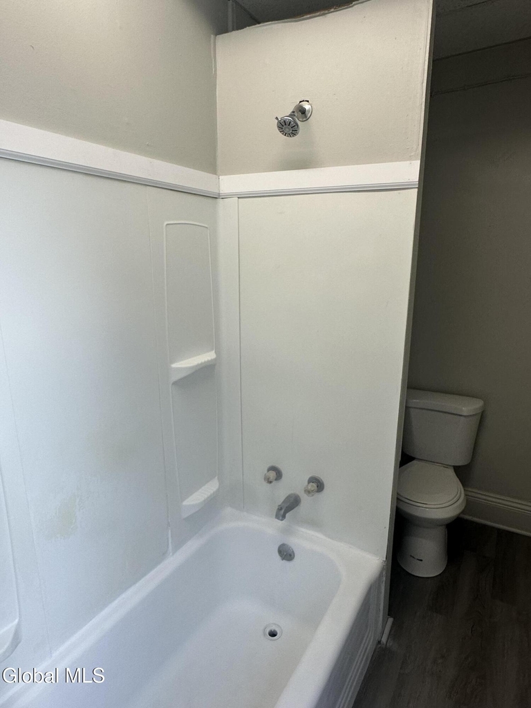 1213 State Street - Photo 6