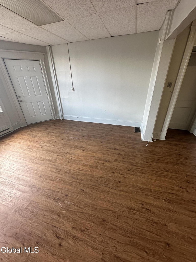 1213 State Street - Photo 3