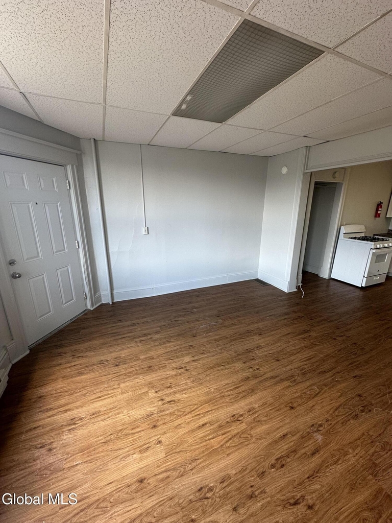 1213 State Street - Photo 2