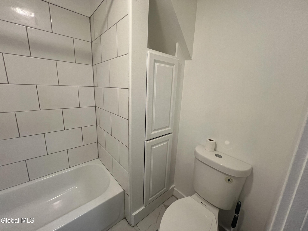 336 Clinton Avenue - Photo 10