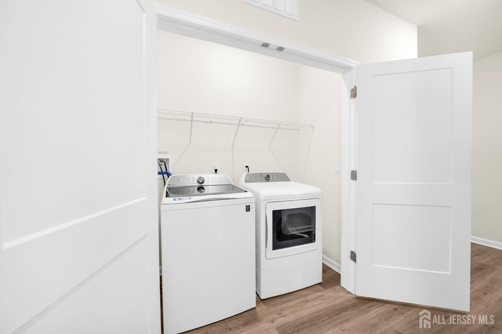 228 Park Lane - Photo 13