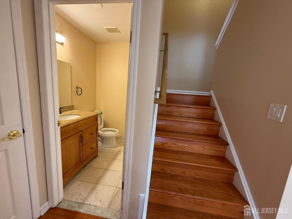 1302 Edison Glen Terrace - Photo 13