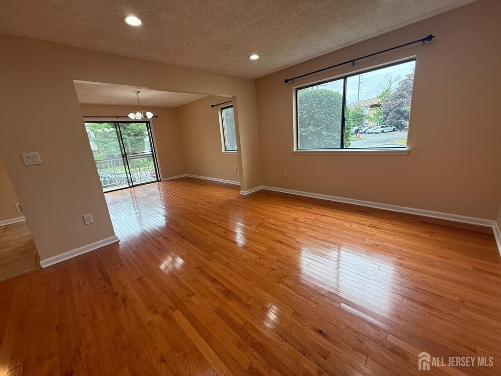 1302 Edison Glen Terrace - Photo 6