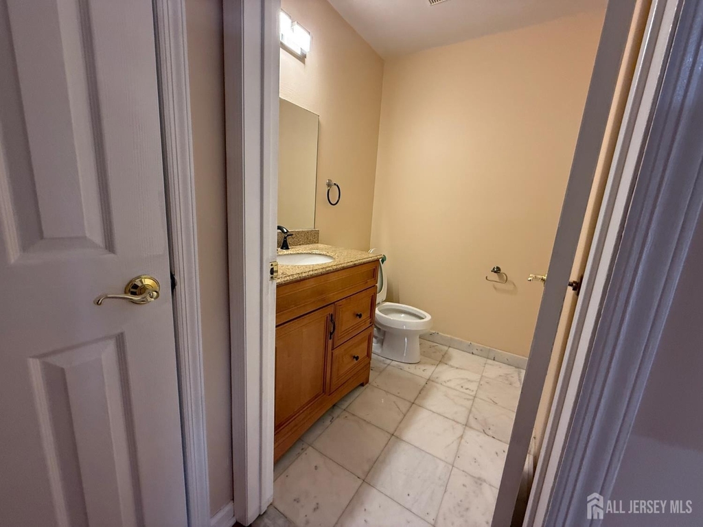 1302 Edison Glen Terrace - Photo 11