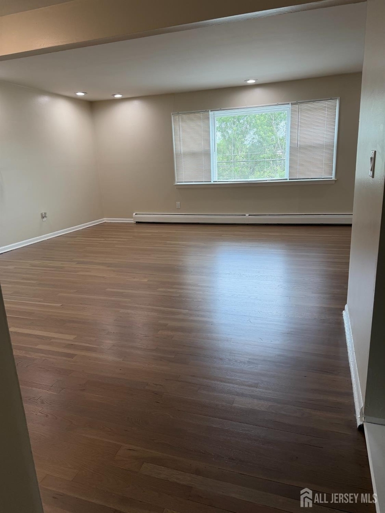 2518 Spruce Street - Photo 10