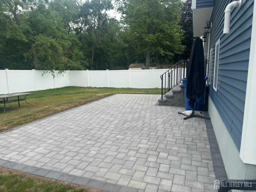 109 Pearl Place - Photo 4