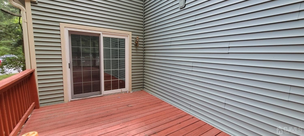 1408 Locust Court - Photo 10
