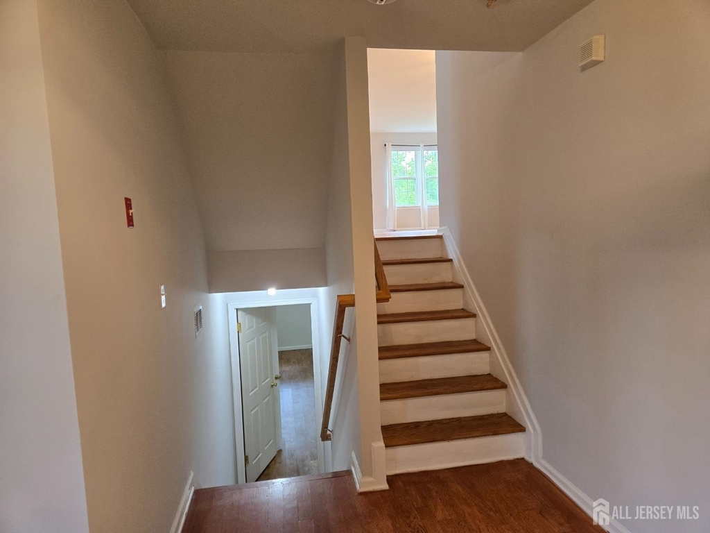 6 Chimney Court - Photo 8