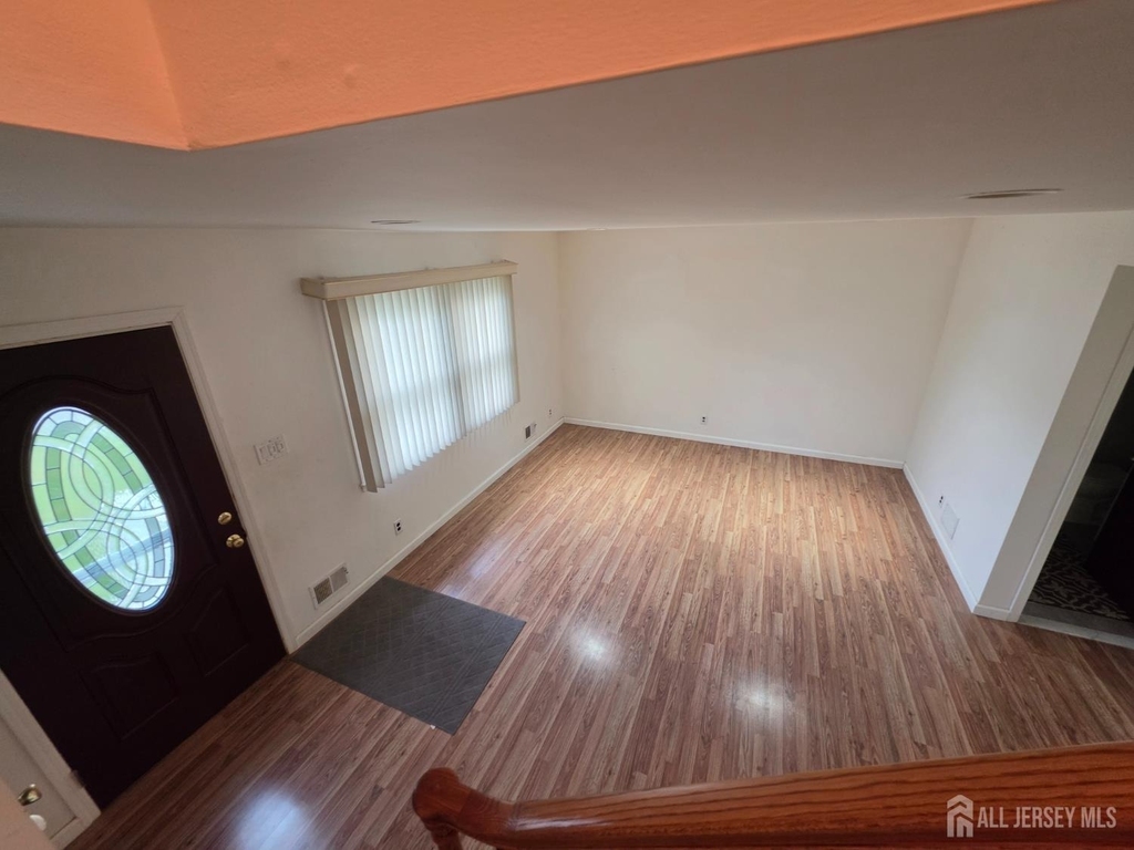 405 Frederick Avenue - Photo 10