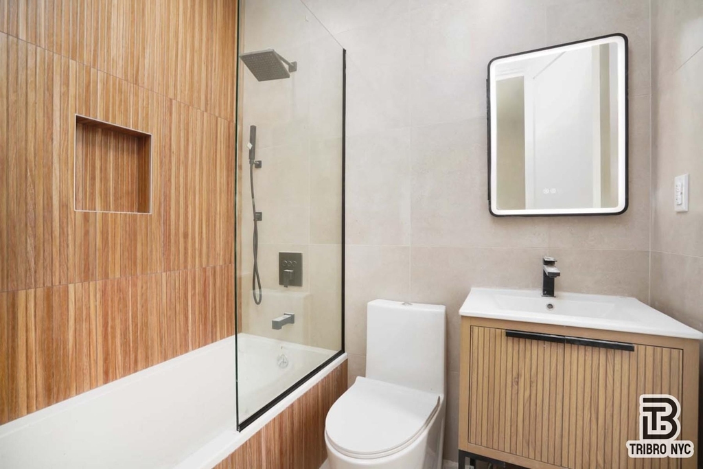 92 Manhattan Avenue - Photo 7