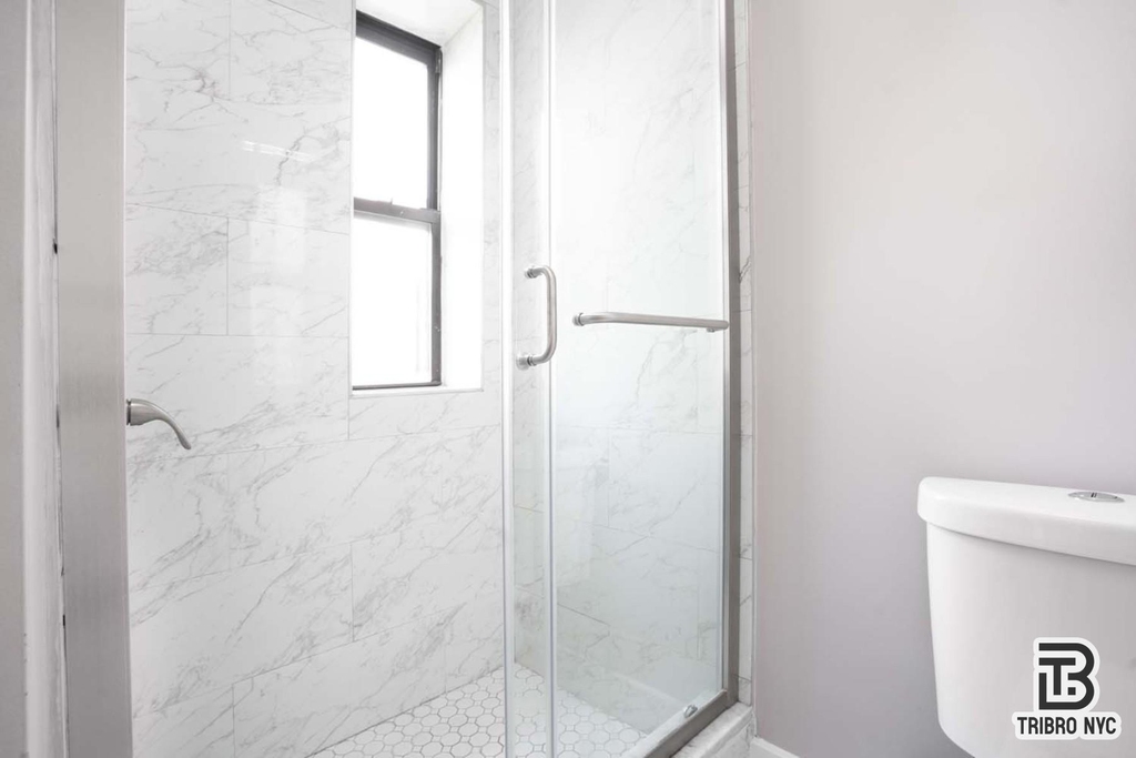 688 10th Avenue - Photo 1