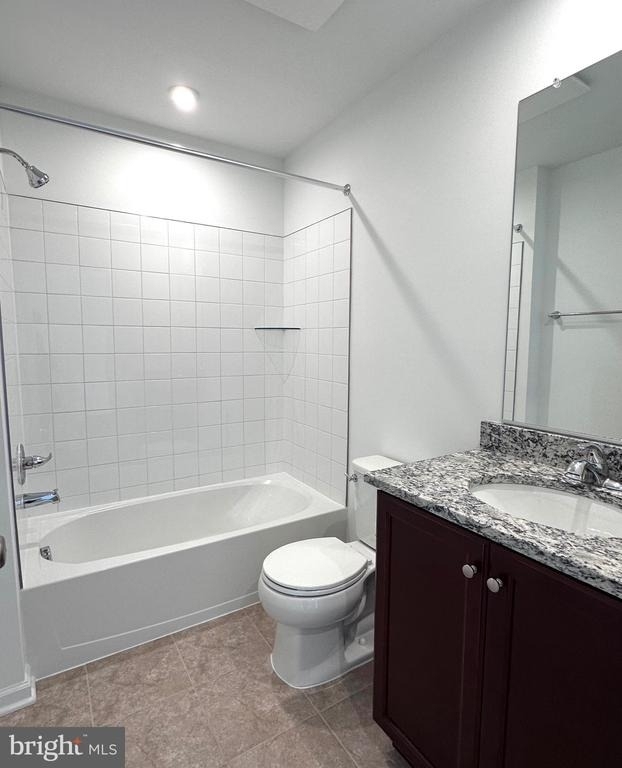 151 Capulet Court - Photo 4
