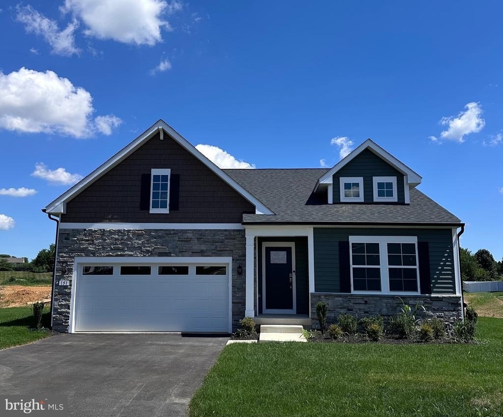 151 Capulet Court - Photo 0