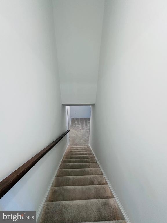 151 Capulet Court - Photo 14