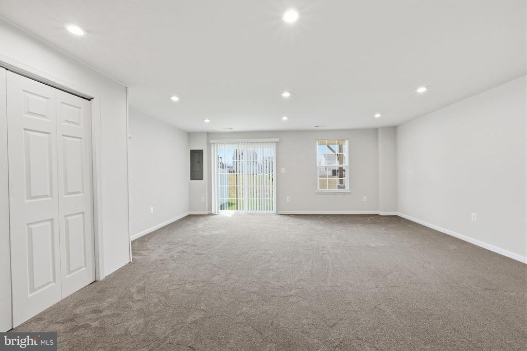 8718 Stevenson Lane - Photo 3