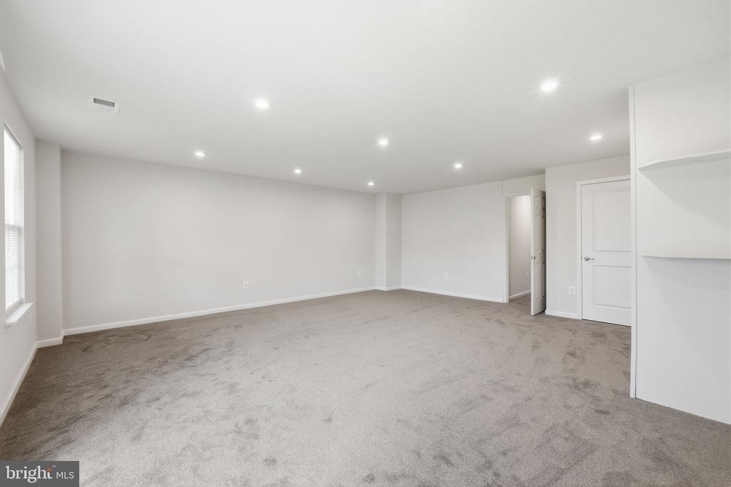 8718 Stevenson Lane - Photo 5