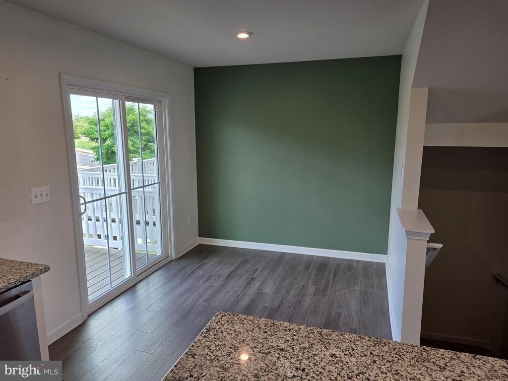 102 Spring Place - Photo 7