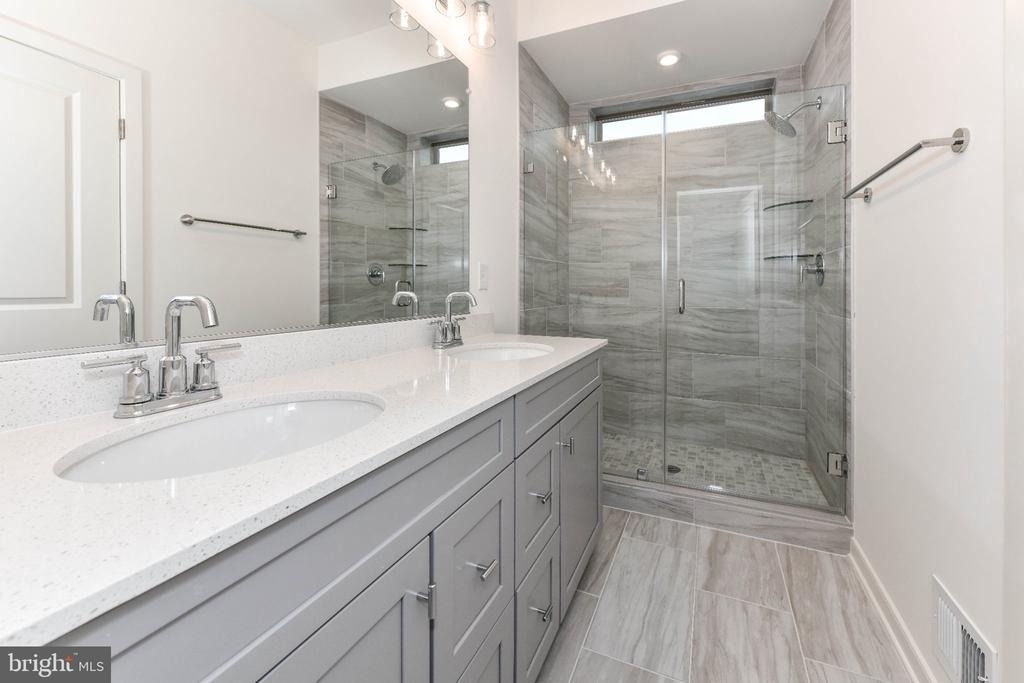 43796 Mystic Maroon Terrace - Photo 34