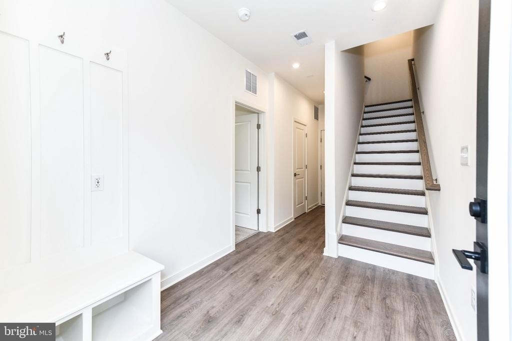 43796 Mystic Maroon Terrace - Photo 8