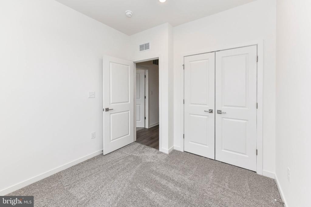 43796 Mystic Maroon Terrace - Photo 40