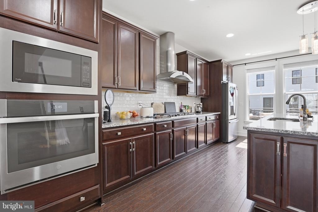 25419 Hartland Orchard Terrace - Photo 12