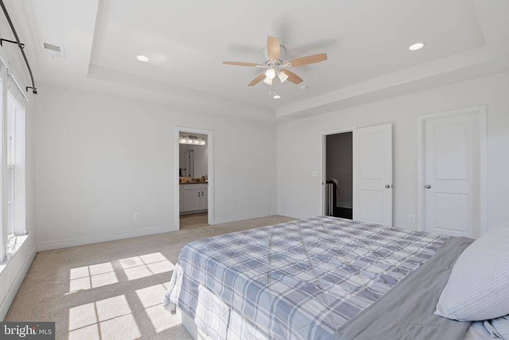 25419 Hartland Orchard Terrace - Photo 19