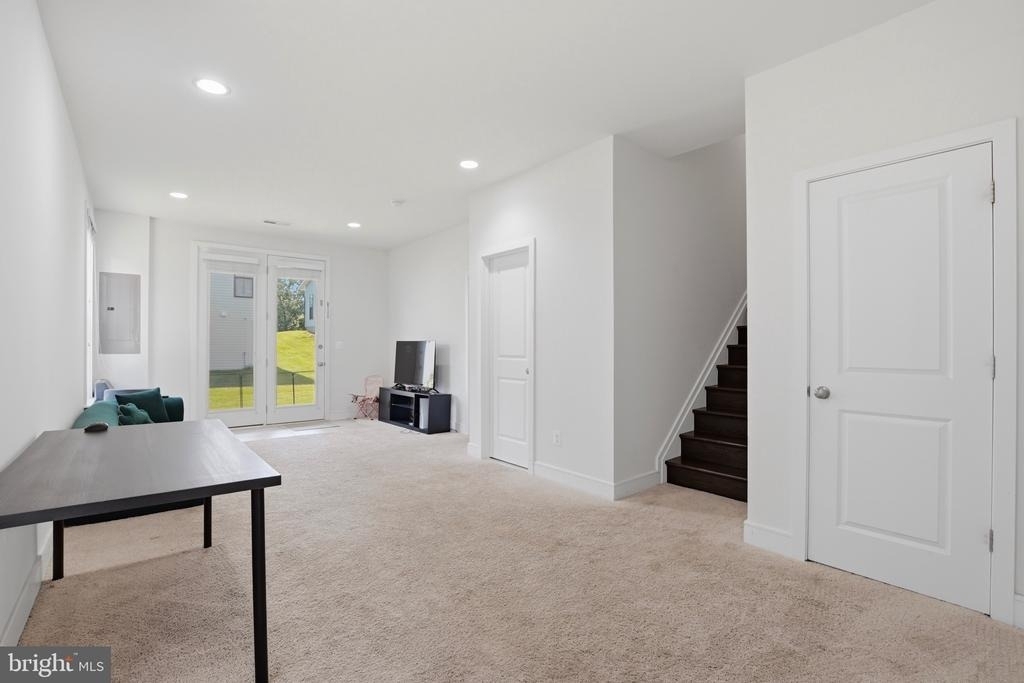 25419 Hartland Orchard Terrace - Photo 3