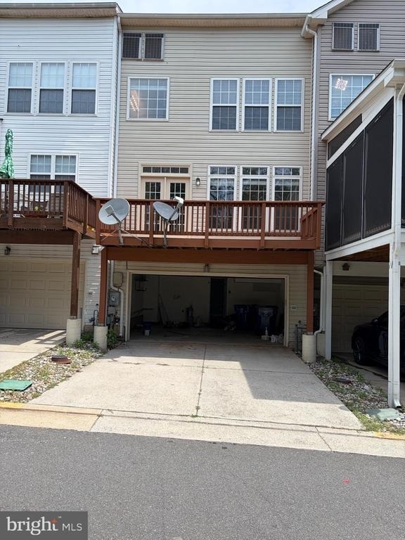 44221 Suscon Square - Photo 1
