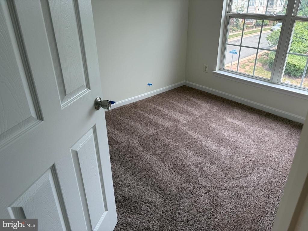 44221 Suscon Square - Photo 17