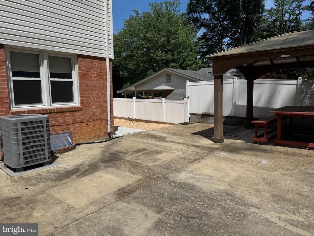 6603 Huntsman Boulevard - Photo 47