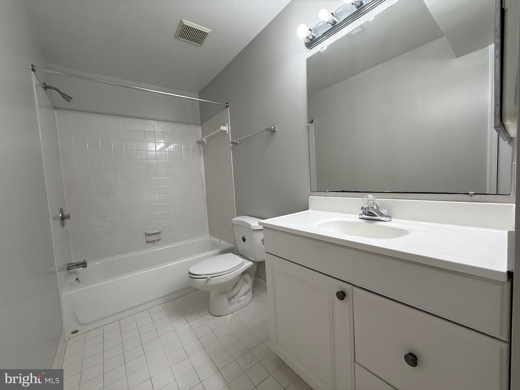 10006 Manor Place - Photo 43