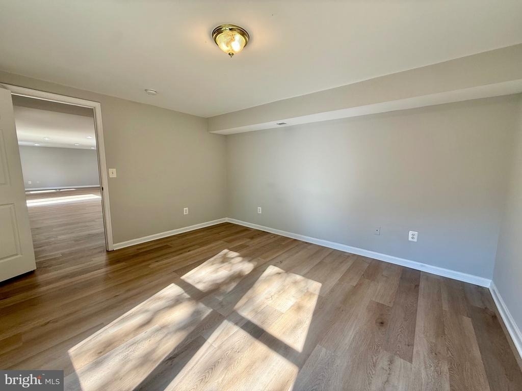 10006 Manor Place - Photo 46