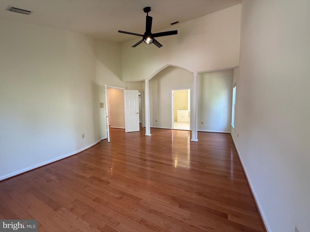 10006 Manor Place - Photo 27