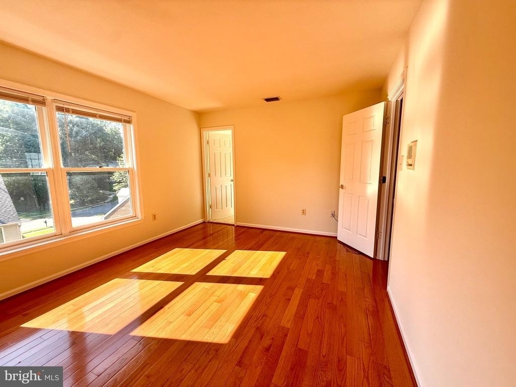 10006 Manor Place - Photo 31