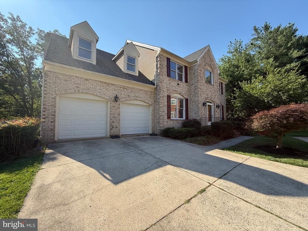 10006 Manor Place - Photo 6