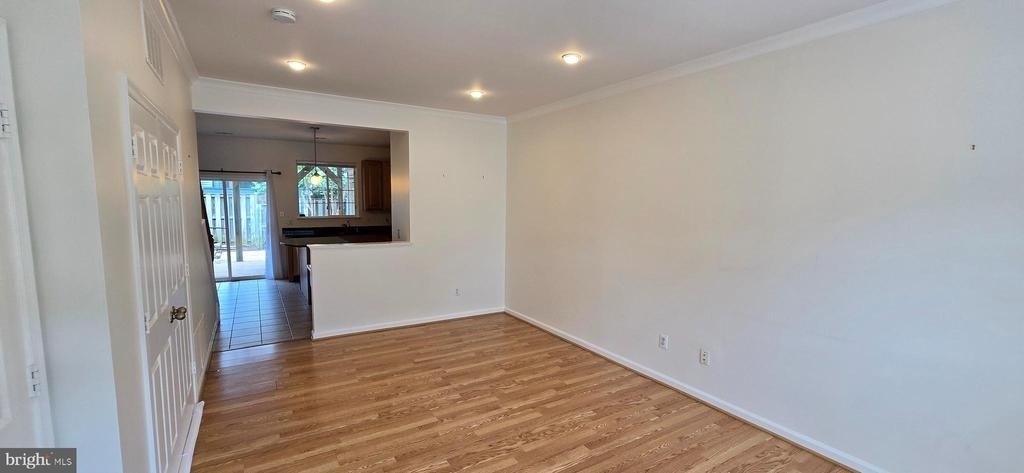 2436 Old Farmhouse Court - Photo 2