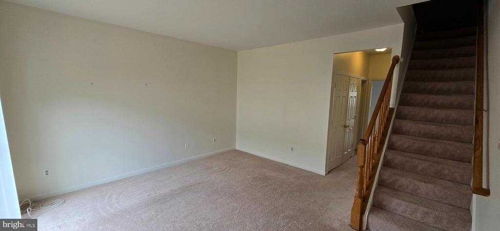 2436 Old Farmhouse Court - Photo 11