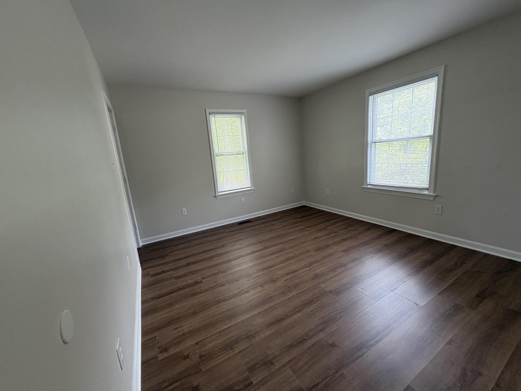 4305 Pleasant Valley Road - Photo 4