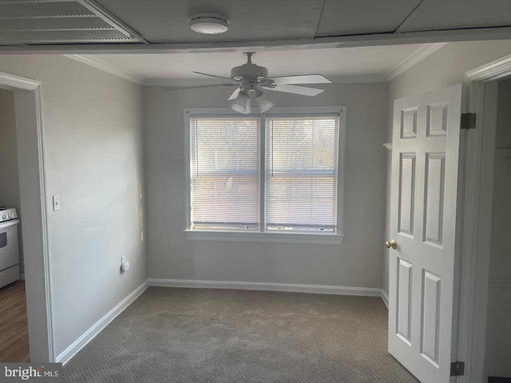 6704 W Wakefield Drive - Photo 5