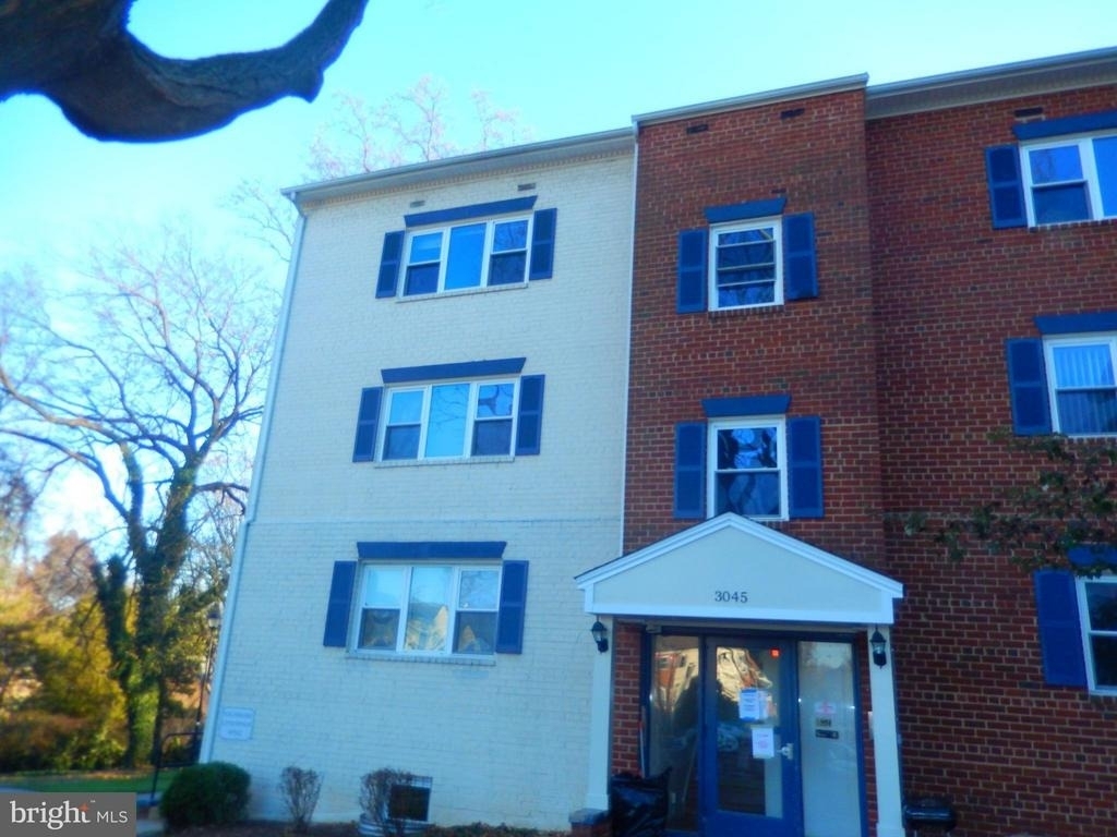 3045 Patrick Henry Drive - Photo 0