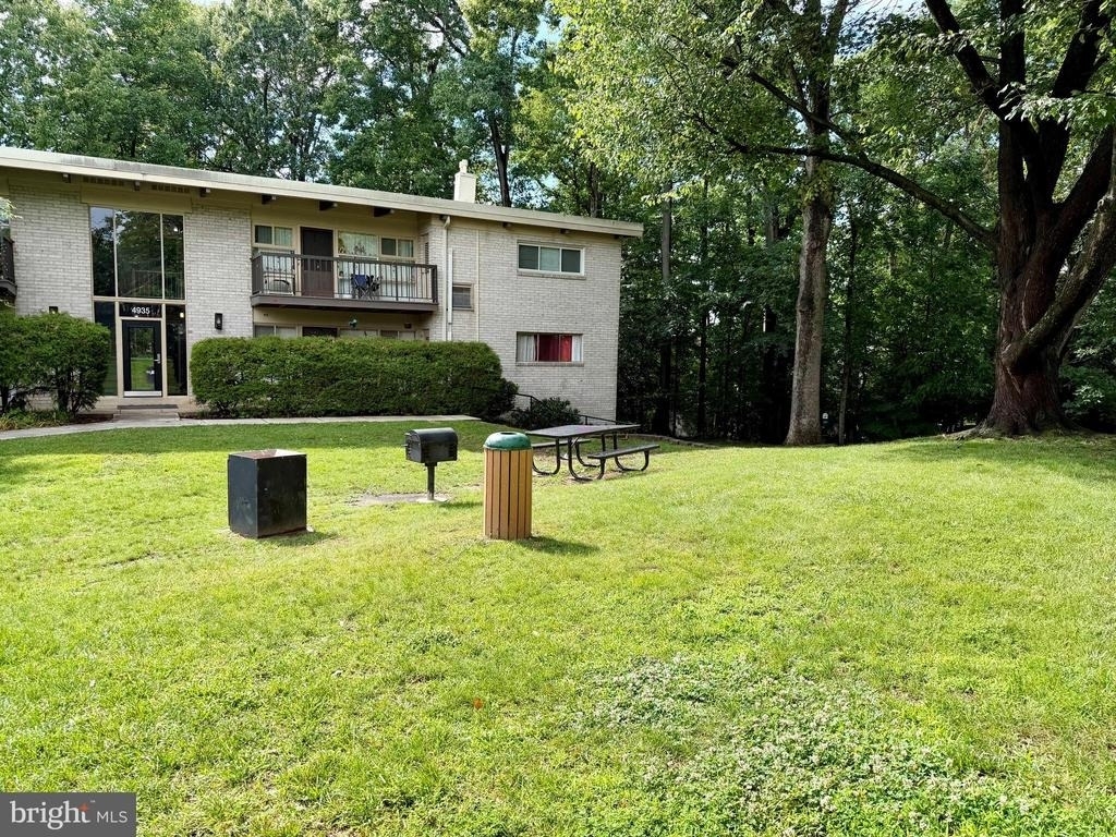 4933 Americana Drive - Photo 5