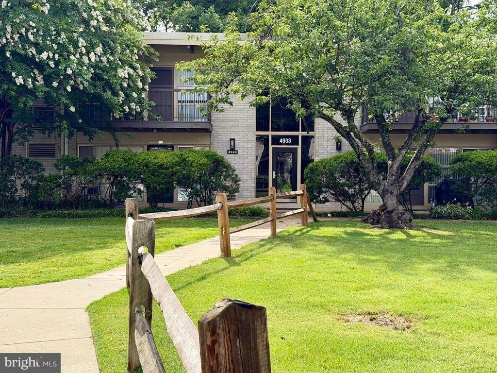 4933 Americana Drive - Photo 1