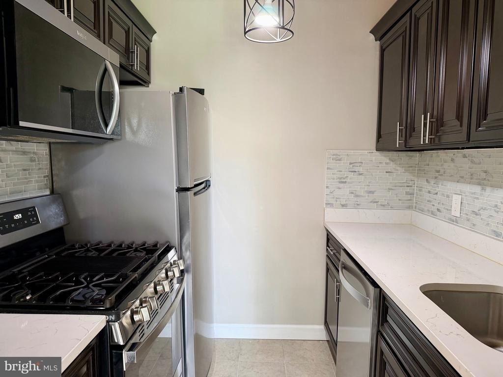 4933 Americana Drive - Photo 17
