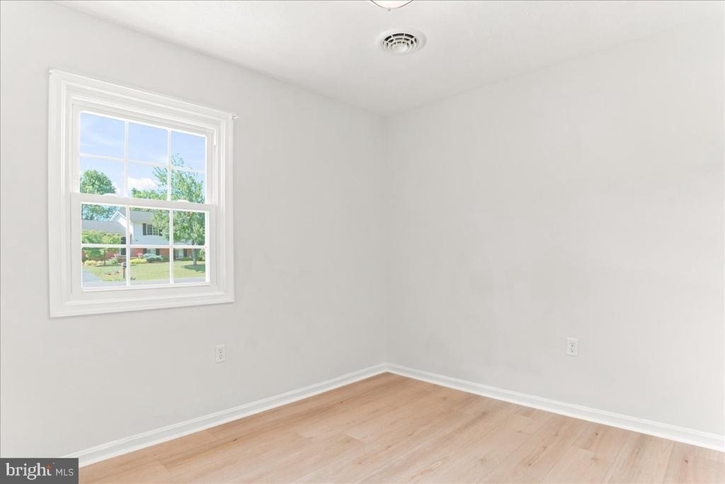 102 Linwood Court - Photo 44