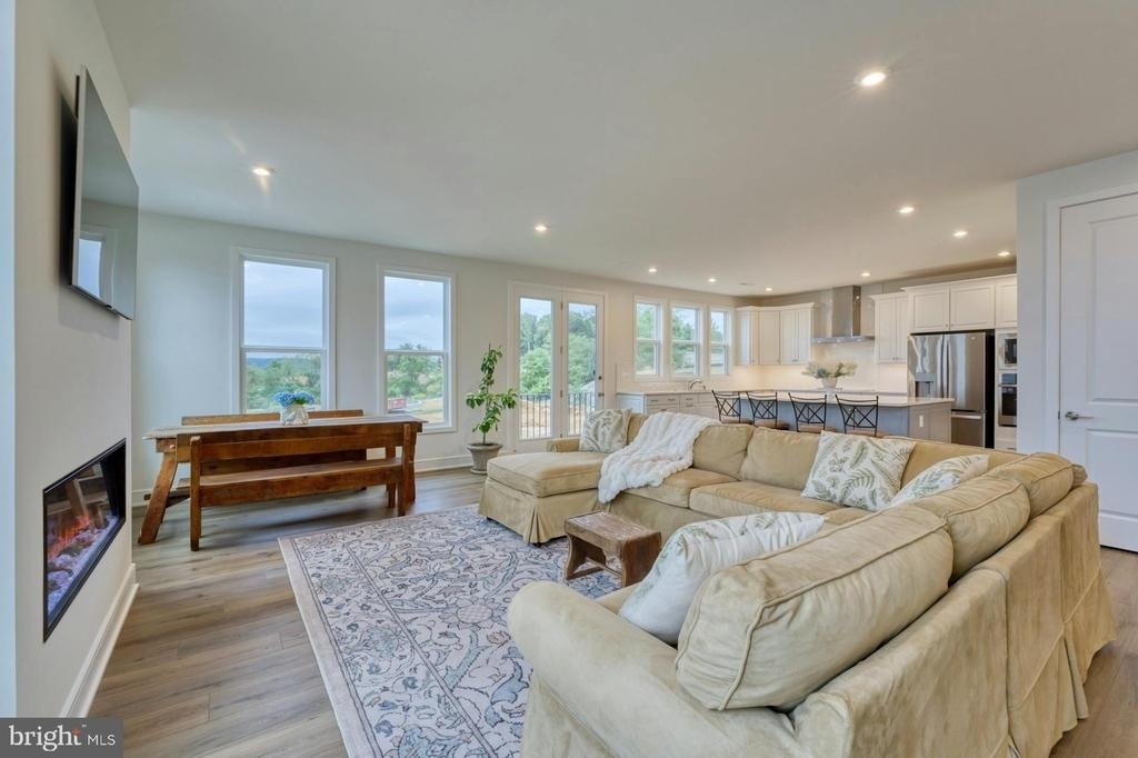 5095 Carter's Crossing Avenue - Photo 10